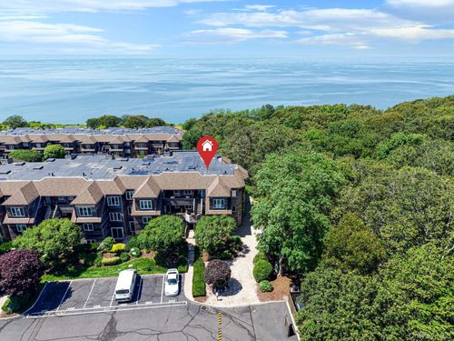 103 Fox Hill Dr, Baiting Hollow, NY, 11933 | Card Image