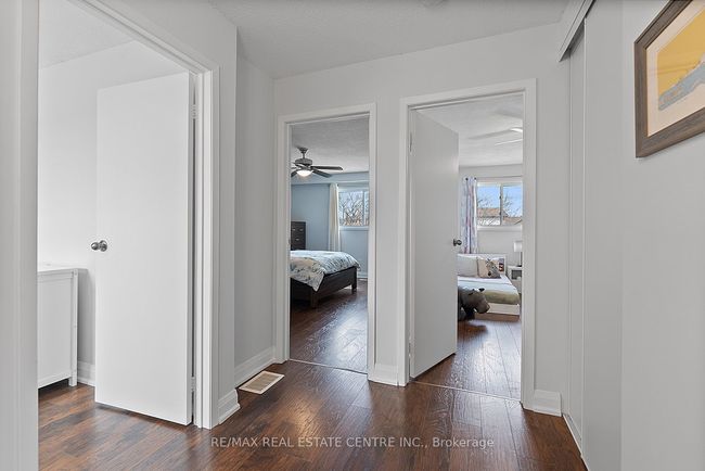 82 Simmons Blvd, House other with 3 bedrooms, 2 bathrooms and 4 parking in Brampton ON | Image 21