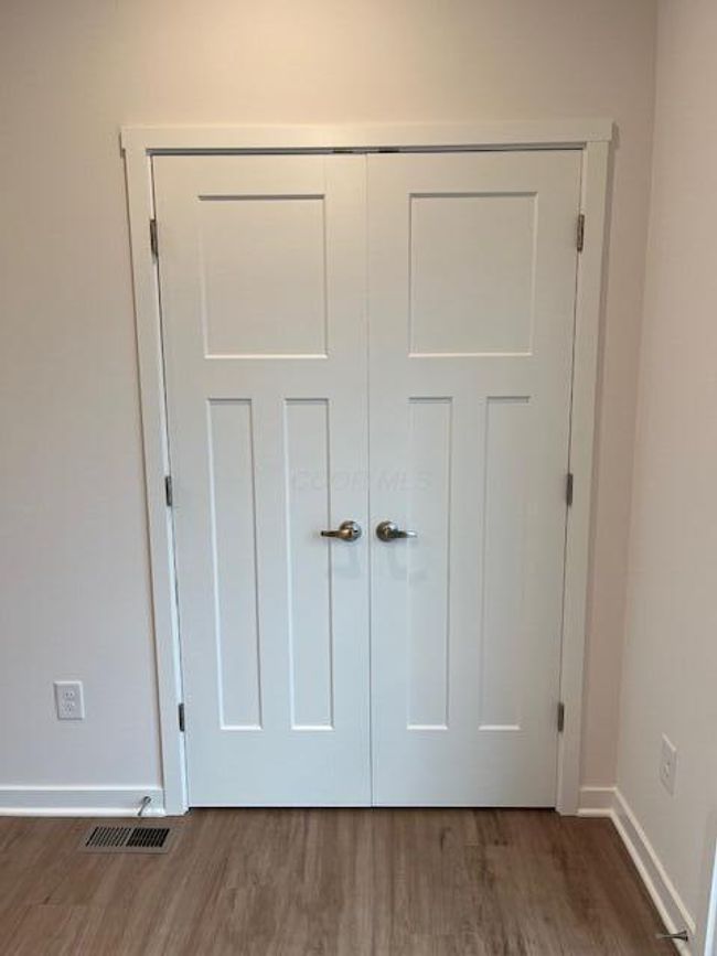 1st FLOOR LAUNDRY | Image 23