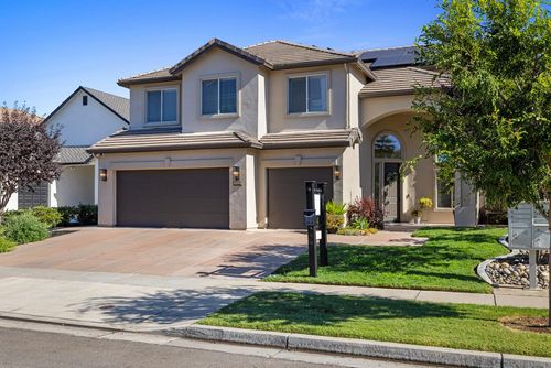3213 Hillglen Avenue, Modesto, CA, 95355 | Card Image