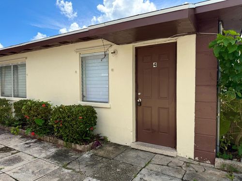 apt-4-43 E 16th St, Riviera Beach, FL, 33404-5632 | Card Image