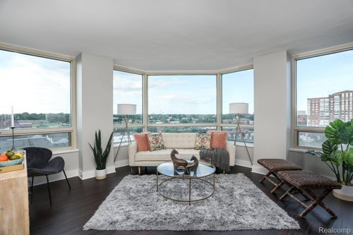 apt-9a-3320 Spinnaker Ln, Detroit, MI, 48207-5005 | Card Image