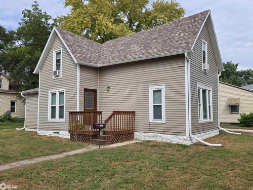 1103 Water St, Webster City, IA, 50595-1932 | Card Image