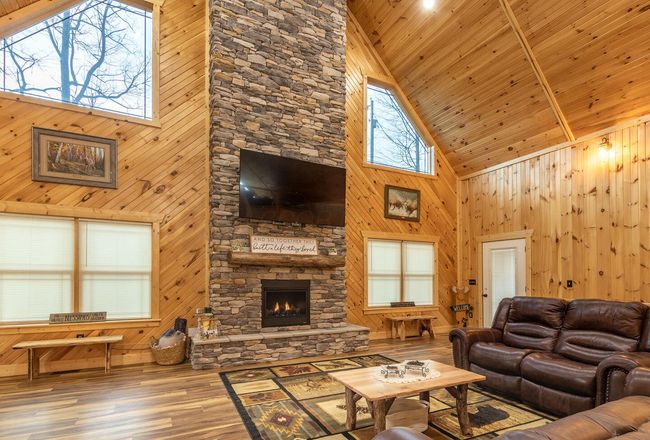 670 Natchez Ln, House other with 4 bedrooms, 4 bathrooms and null parking in Sugar Grove OH | Image 10