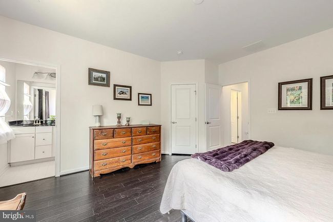 10793 Hinton Way, Townhouse with 3 bedrooms, 4 bathrooms and null parking in MANASSAS VA | Image 23