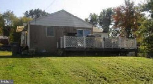 1107 Wayne Ave, ELLWOOD CITY, PA, 16117-1866 | Card Image