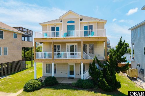 203 Calvin St, Kill Devil Hills, NC, 27948-6982 | Card Image