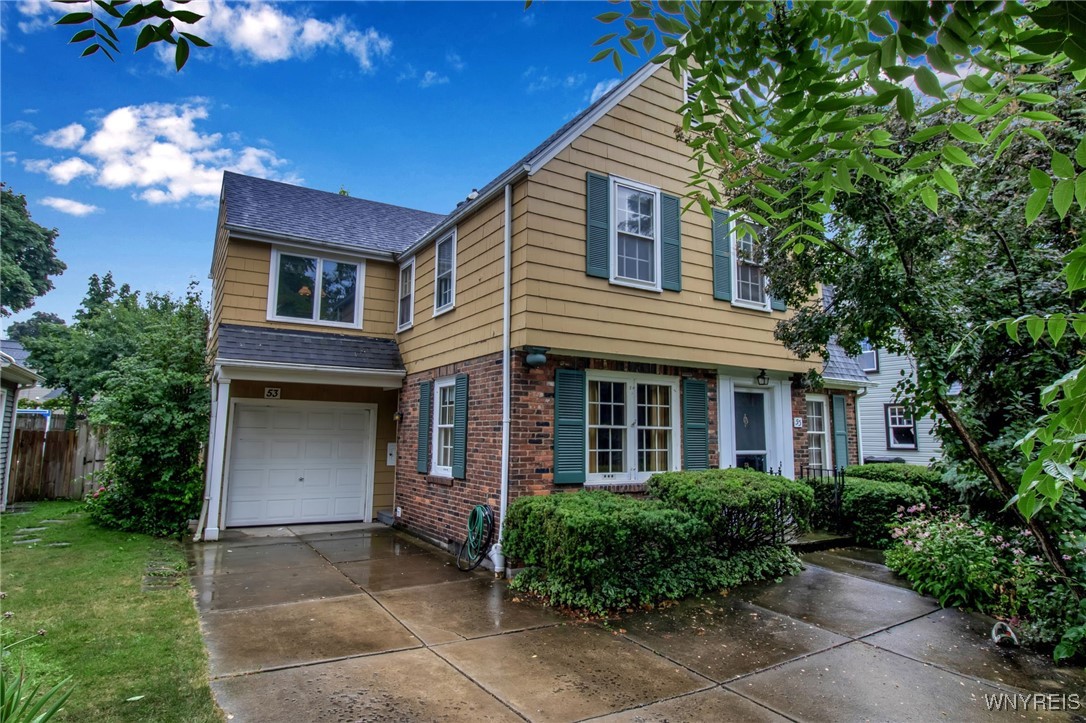 Woodcrest Blvd, Buffalo, NY 14223
