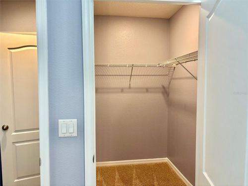 7033 Oakwood St, DAVENPORT, FL, 33837 | Card Image