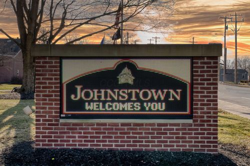 371 Buena Vista Dr, Johnstown, OH, 43031-1363 | Card Image