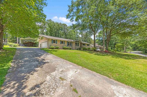 110 Bonwood Ave, Simpsonville, SC, 29681-3422 | Card Image
