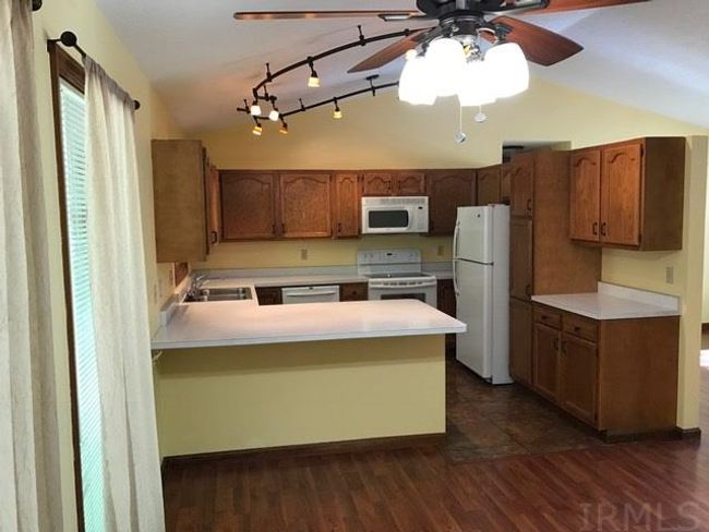 5744 Spring Corner Rd, House other with 3 bedrooms, 2 bathrooms and null parking in Newburgh IN | Image 5