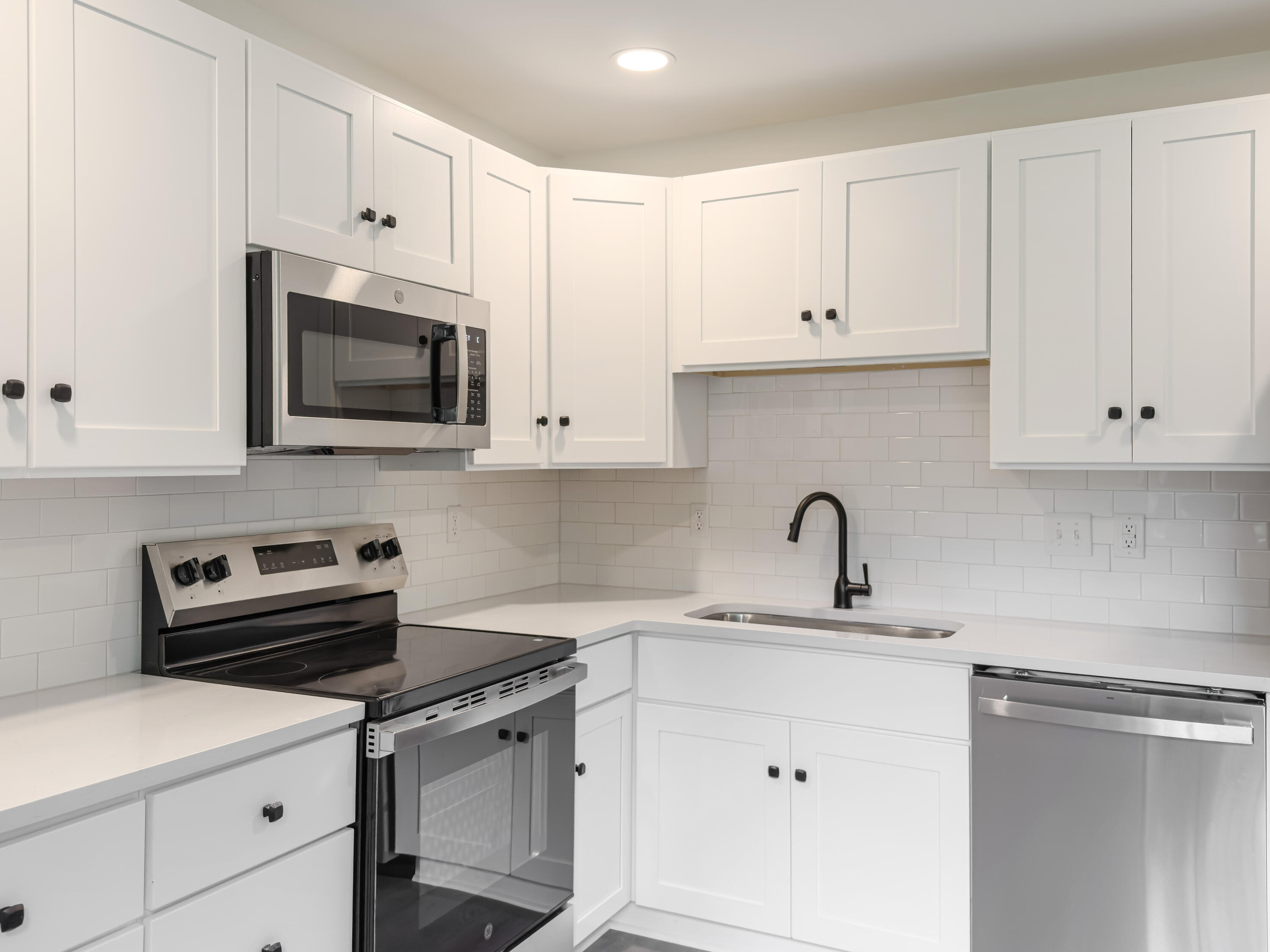 Residential in Hanahan 5