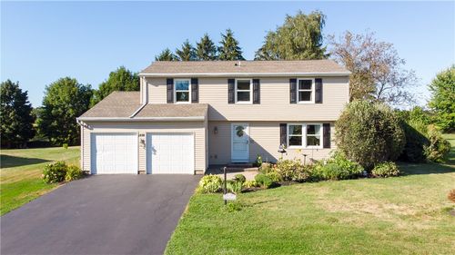 1440 N Chigwell Lane North Lane, Webster, NY, 14580 | Card Image