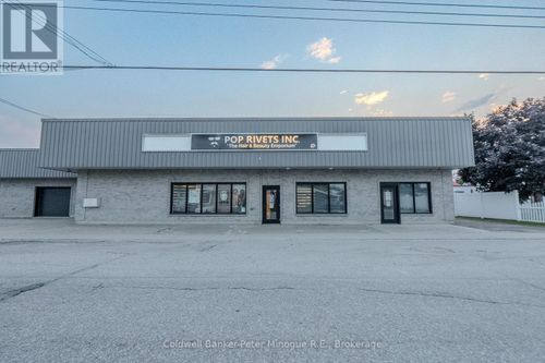 201 Nipissing St, Sturgeon Falls, ON, P2B1K4 | Card Image