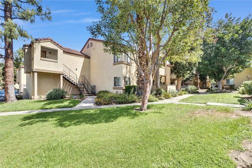 203-1136 W Blaine St, Riverside, CA, 92507 | Card Image