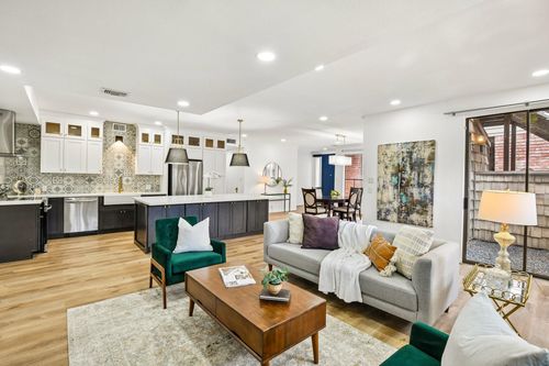 211-2829 Timmons Ln, Houston, TX, 77027-5342 | Card Image