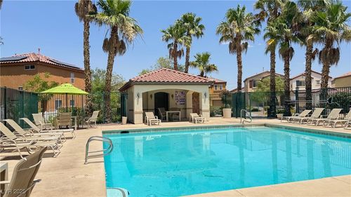 8147 Lake Chippewa St, Las Vegas, NV, 89113-4664 | Card Image