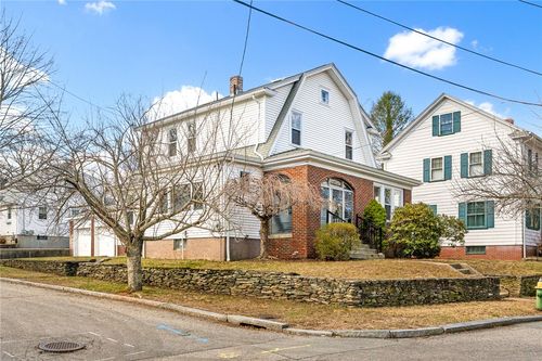 38 Trinity Pkwy, Providence, RI, 02908-1933 | Card Image