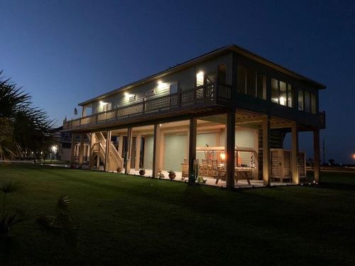 1150 Waterview Ln, Crystal Beach, TX, 77650 | Card Image