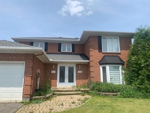6136 Voyageur Dr, Orleans, ON, K1C2W3 | Card Image