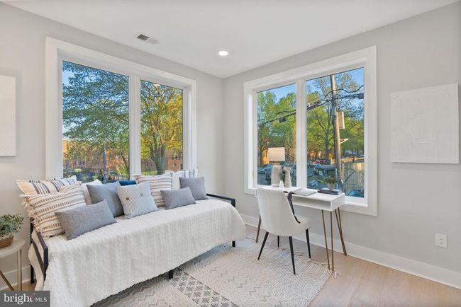 UNIT-1 - 2019 M St Ne, Condo with 2 bedrooms, 2 bathrooms and null parking in WASHINGTON DC | Image 19