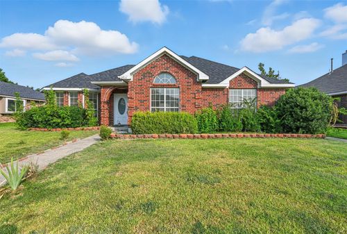 2711 Primrose Ln, Rowlett, TX, 75089-6767 | Card Image