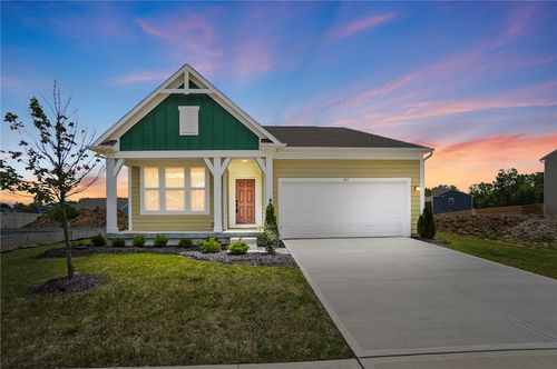 141 Kenneth Hamilton Way, Yellow Springs, OH, 45387-1768 | Card Image