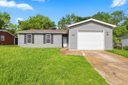 809 Fawn Ln, Madison, TN, 37115-4213 | Card Image