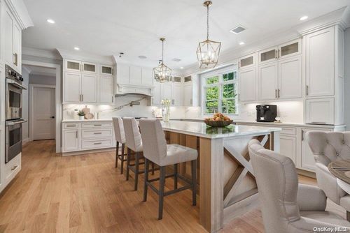 14 Harvard Dr, Woodbury, NY, 11797-3303 | Card Image