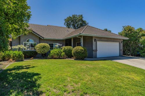 1021 Mockingbird Ln, Valley Springs, CA, 95252-8874 | Card Image