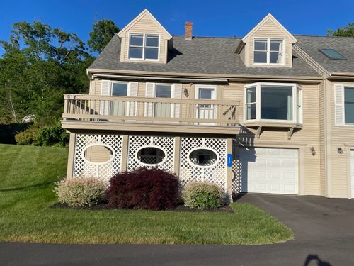 5-15 Village Ct, Boothbay Harbor, ME, 04538-2508 | Card Image