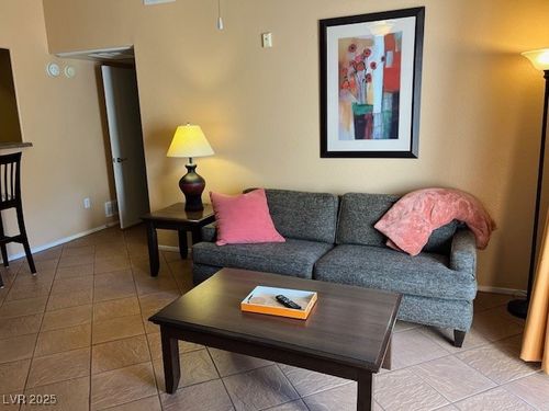 1136-7255 W Sunset Rd, Las Vegas, NV, 89113-1902 | Card Image
