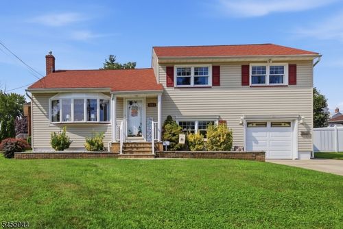 381 Carteret Ave, Carteret, NJ, 07008-1749 | Card Image