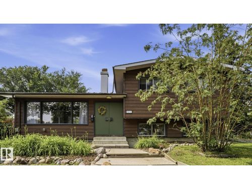 9216 93 St, Fort Saskatchewan, AB, T8L1M1 | Card Image