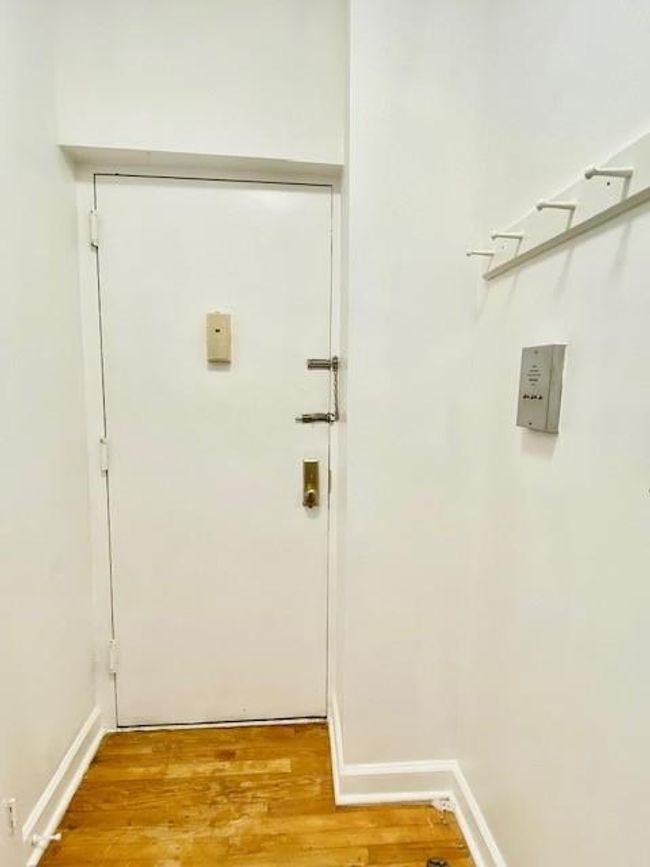 APT-2E - 525 W 134 Th St, Home with 3 bedrooms, 1 bathrooms and null parking in New York NY | Image 11