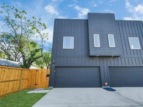 ab-8419 Woodward St, Houston, TX, 77051-1331 | Card Image