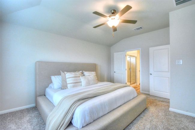257 Fossil Dr, House other with 4 bedrooms, 2 bathrooms and 2 parking in Kyle TX | Image 22