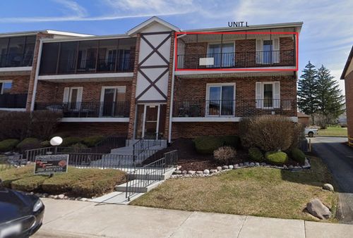l-11277 Moraine Drive, Palos Hills, IL, 60465 | Card Image