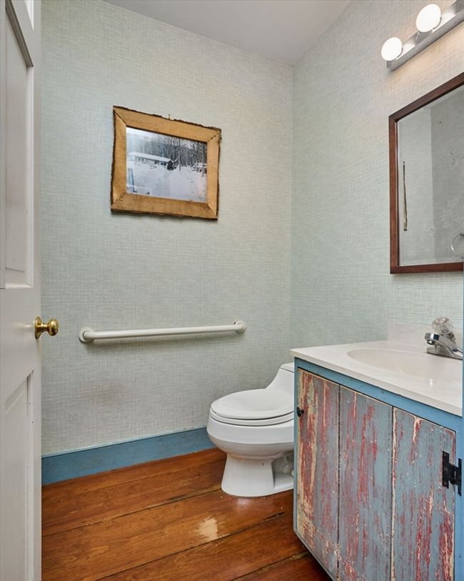 296 Main St, House other with 4 bedrooms, 3 bathrooms and 4 parking in Plainfield MA | Image 7