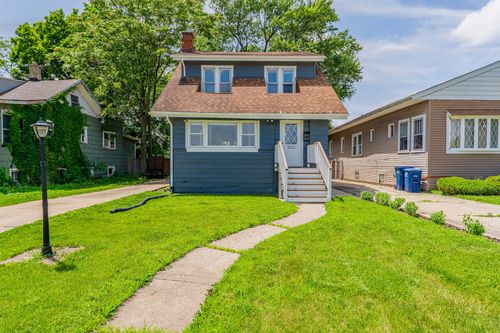 2022 S 1st Ave, Maywood, IL, 60153-3303 | Card Image