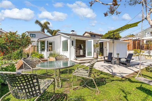 610 Anita St, Laguna Beach, CA, 92651-2906 | Card Image