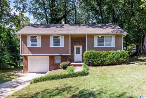 5732 Oakhill Dr, Pinson, AL, 35126-3113 | Card Image