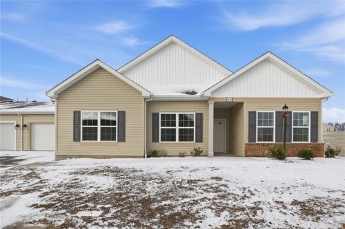 2043 S Links Ave, Butler, PA, 16001-7714 | Card Image