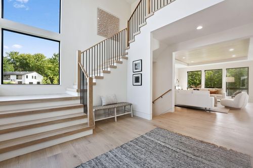 713 Ensconced Way, Chaska, MN, 55318-7434 | Card Image