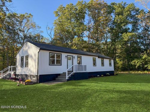 393 E Millstream Rd, Cream Ridge, NJ, 08514-2470 | Card Image