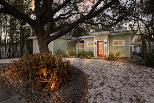 3521 Almeria Ave, SARASOTA, FL, 34239-5944 | Card Image