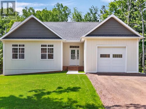 132 Sherwood Forest Drive, Crapaud, PE, C0A1J0 | Card Image