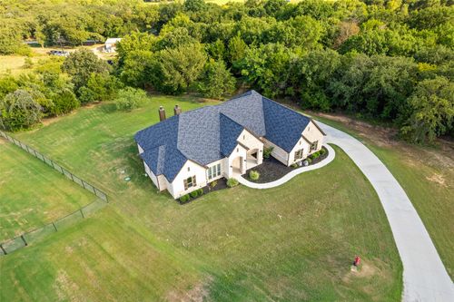 1055 Meadow Wood Ter, Azle, TX, 76020-3669 | Card Image