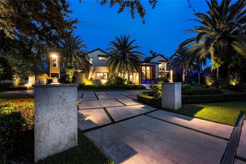 3714 Pine Lake Dr, Weston, FL, 33332-2100 | Card Image